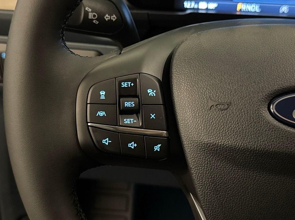 new 2025 Ford Maverick car, priced at $38,226