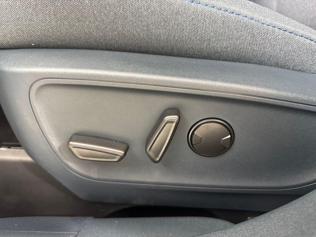 new 2025 Ford Maverick car, priced at $33,383