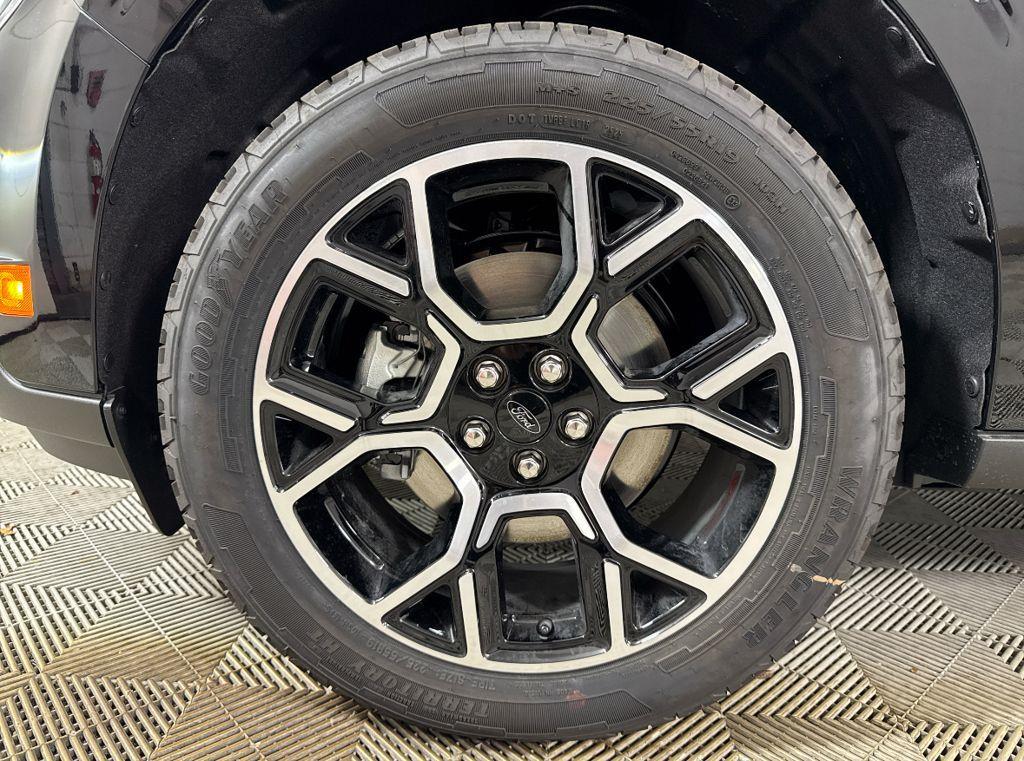 new 2025 Ford Maverick car, priced at $39,635