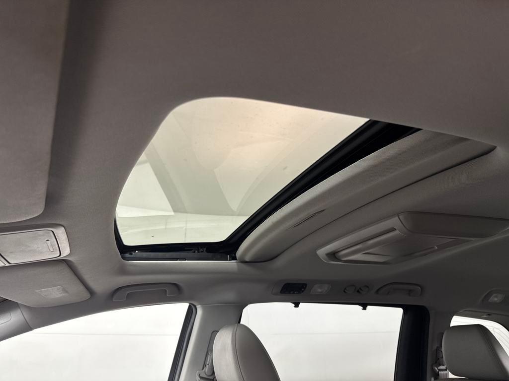 used 2014 Honda Odyssey car, priced at $11,900