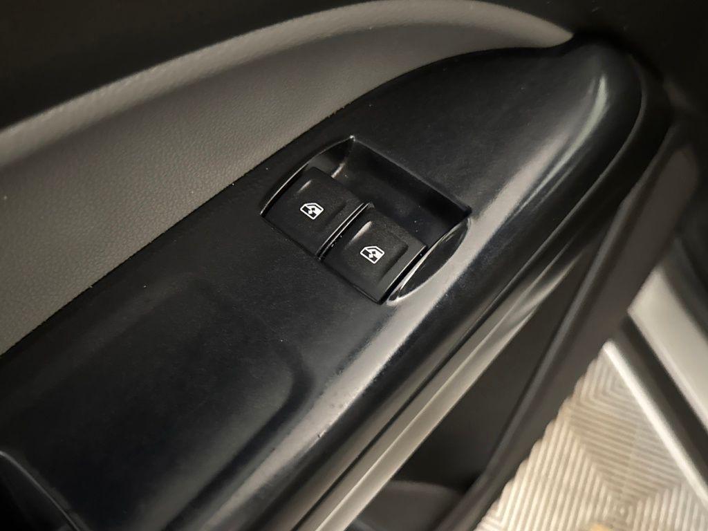 used 2015 Chevrolet Colorado car, priced at $11,900