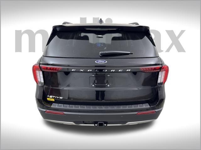 new 2025 Ford Explorer car, priced at $41,617