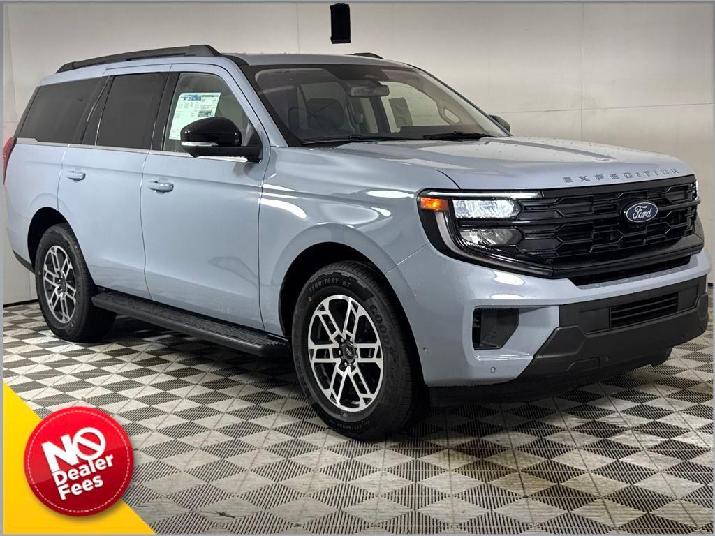 new 2025 Ford Expedition car, priced at $66,510