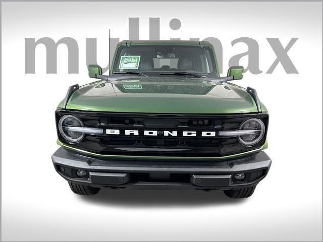 new 2024 Ford Bronco car, priced at $52,379