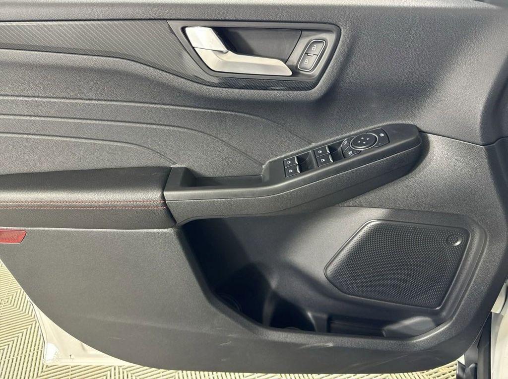 new 2024 Ford Escape car, priced at $28,203