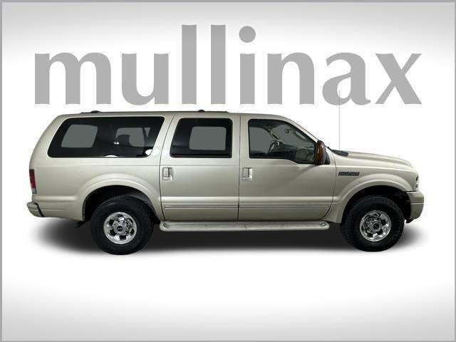 used 2005 Ford Excursion car, priced at $13,750