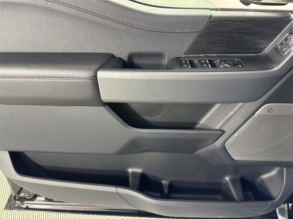 new 2025 Ford F-150 car, priced at $61,264