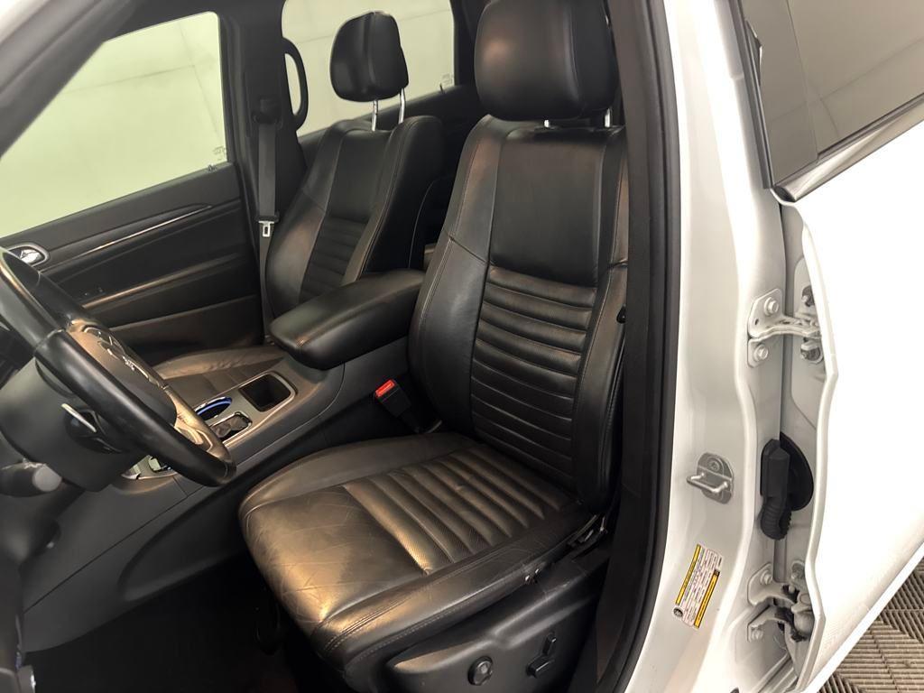 used 2020 Jeep Grand Cherokee car, priced at $15,750