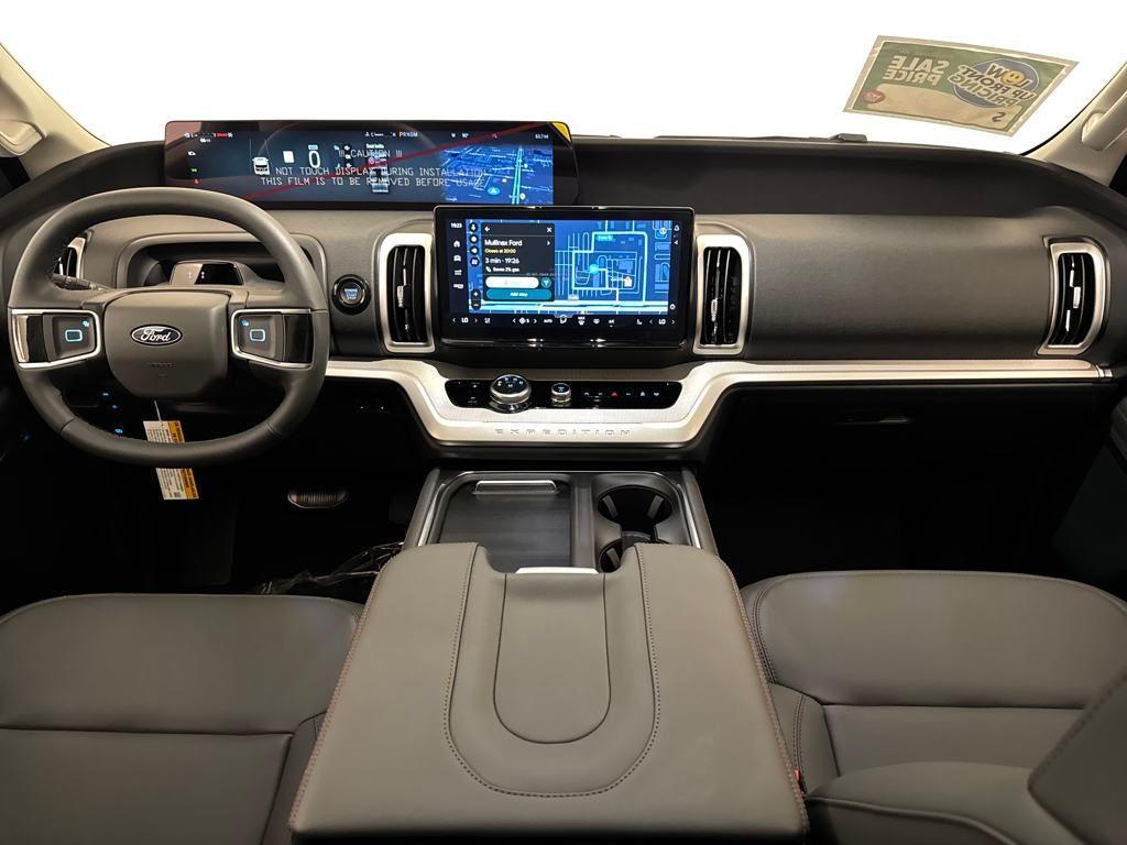 new 2025 Ford Expedition Max car, priced at $70,453
