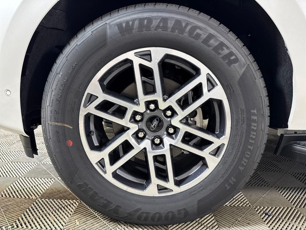 new 2025 Ford Expedition Max car, priced at $70,453