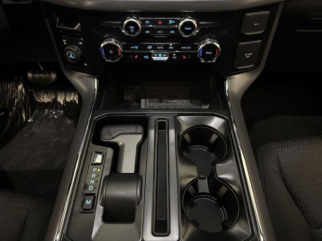 new 2025 Ford F-150 car, priced at $52,959