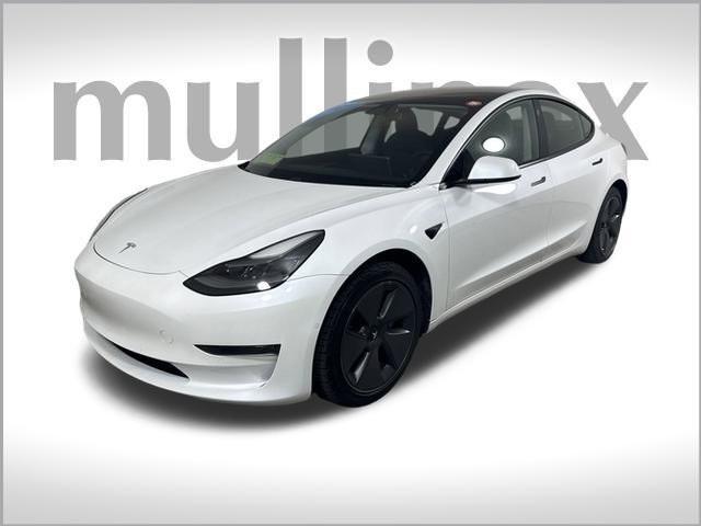 used 2021 Tesla Model 3 car, priced at $21,000