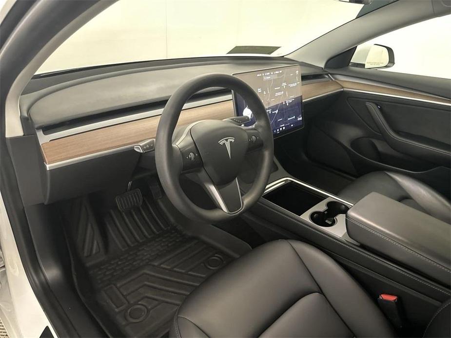 used 2021 Tesla Model 3 car, priced at $21,000