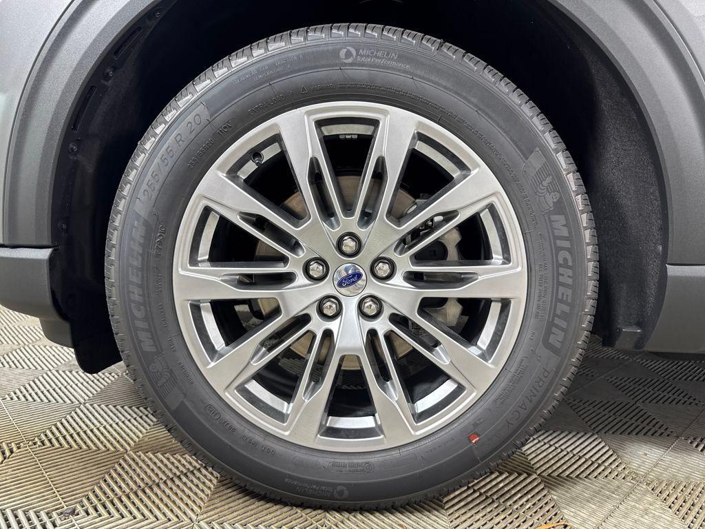 new 2025 Ford Explorer car, priced at $50,347