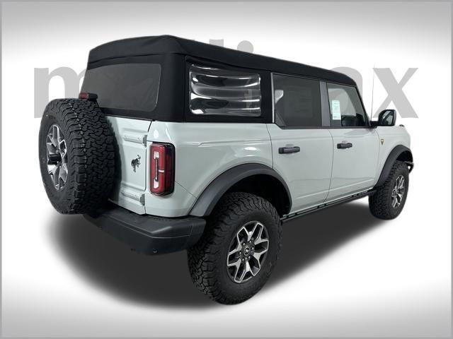 new 2024 Ford Bronco car, priced at $50,648