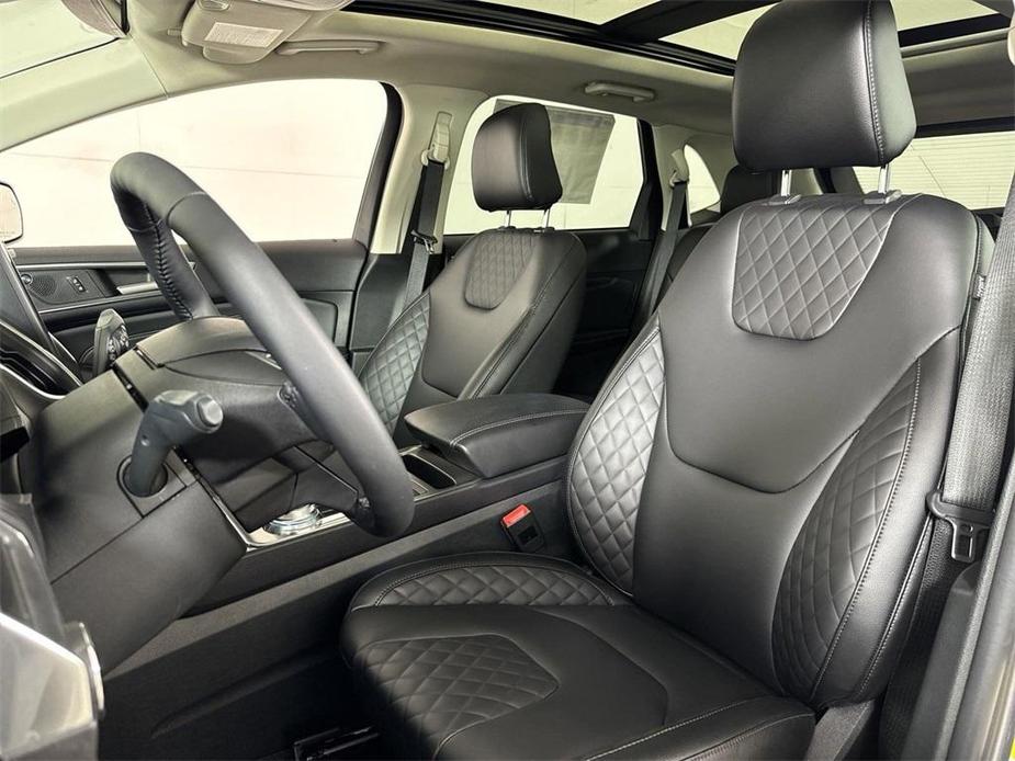 new 2024 Ford Edge car, priced at $42,520