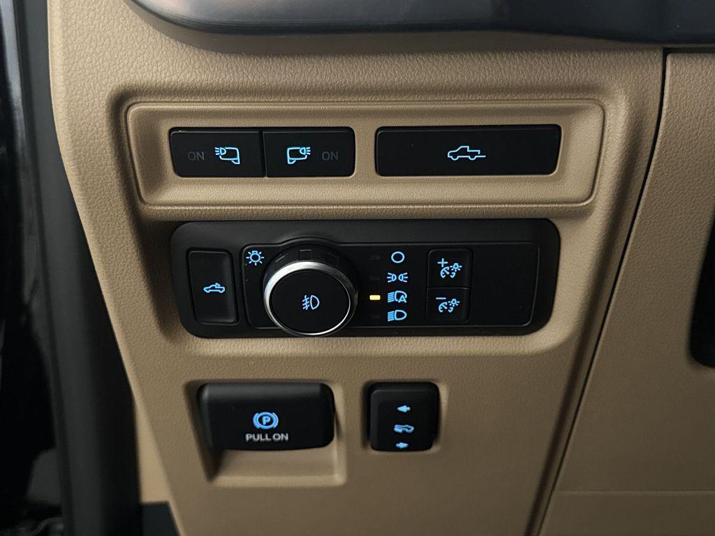used 2021 Ford F-150 car, priced at $40,900