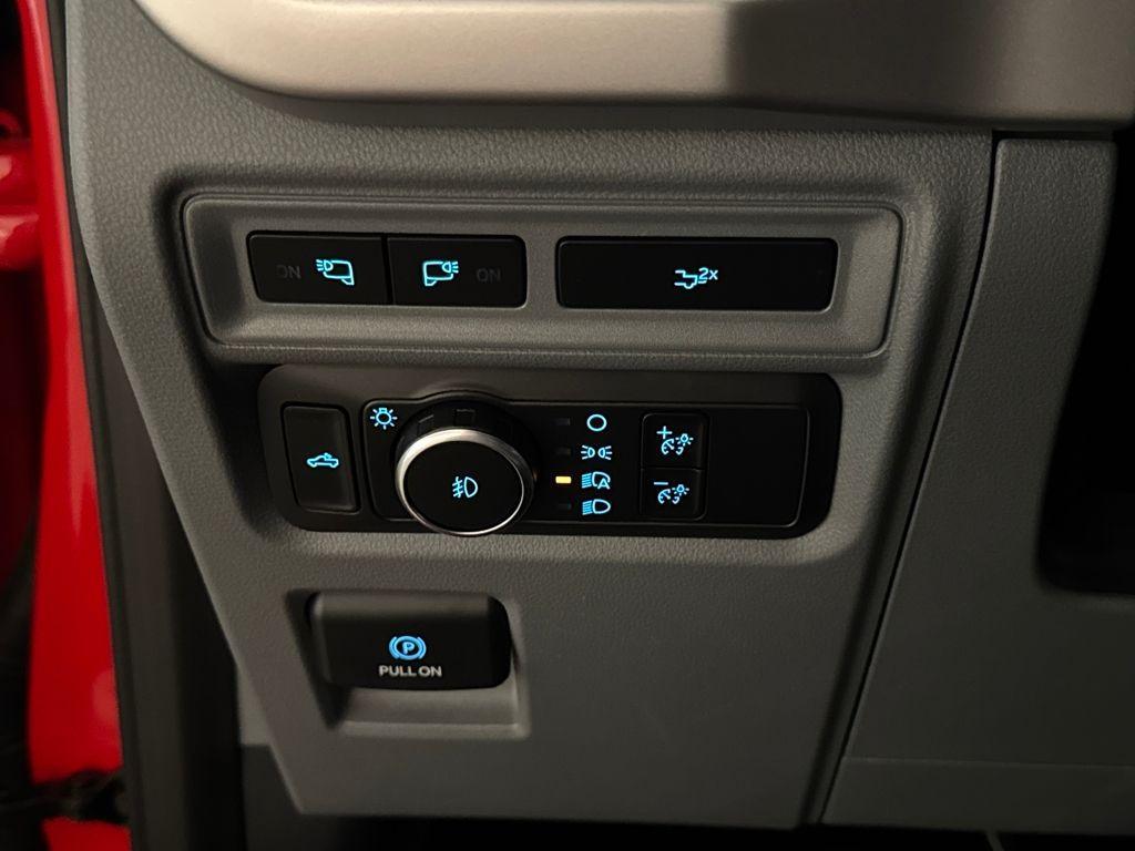 used 2022 Ford F-150 car, priced at $39,900