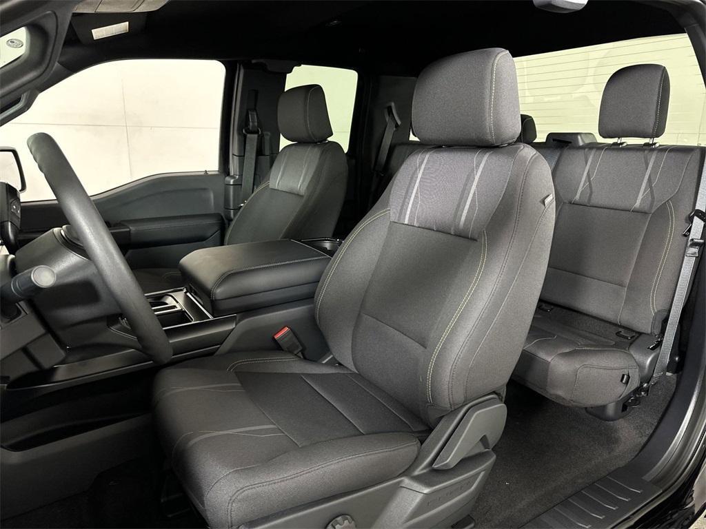 new 2025 Ford F-150 car, priced at $42,202