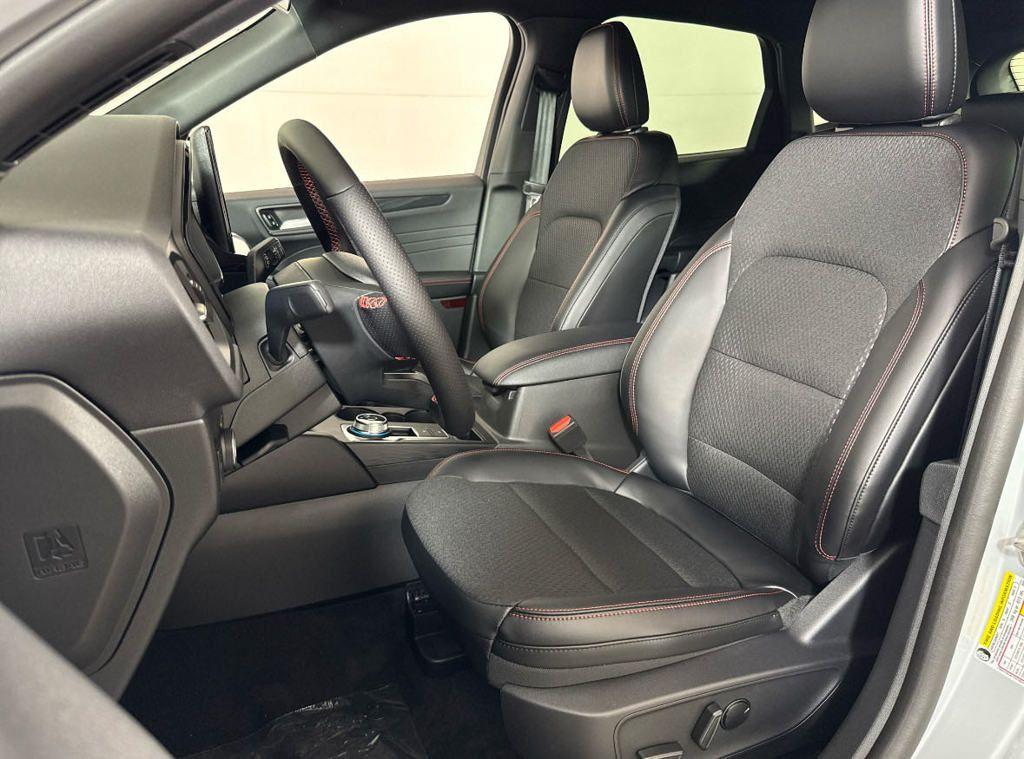 new 2025 Ford Escape car, priced at $30,634