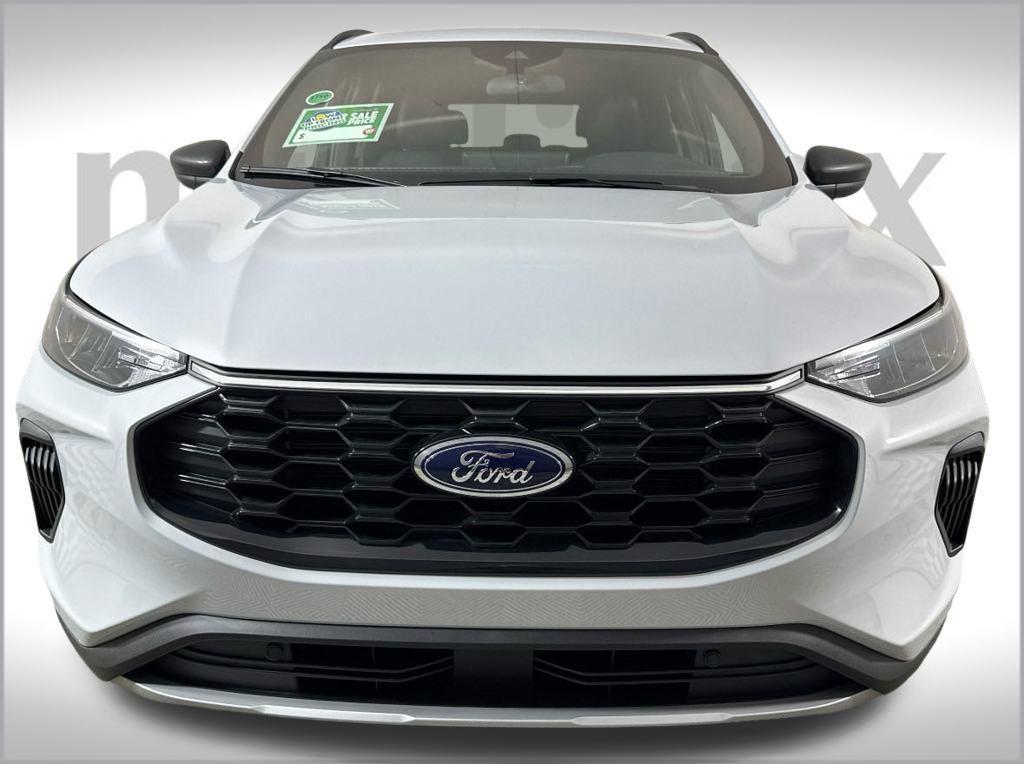 new 2025 Ford Escape car, priced at $30,634