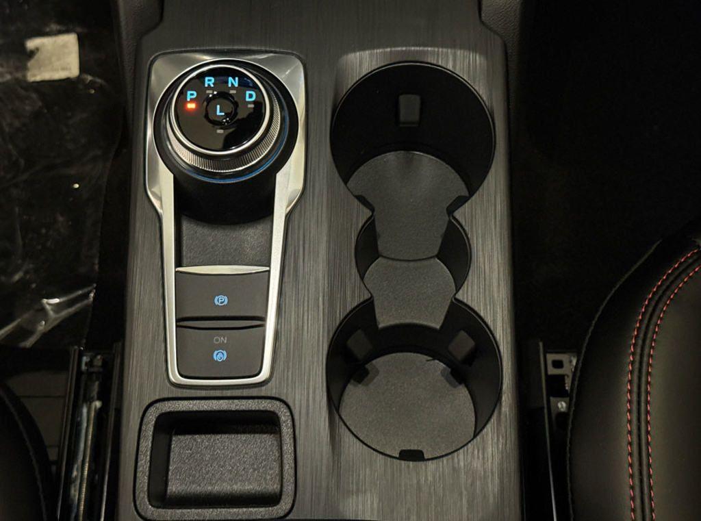 new 2025 Ford Escape car, priced at $30,634
