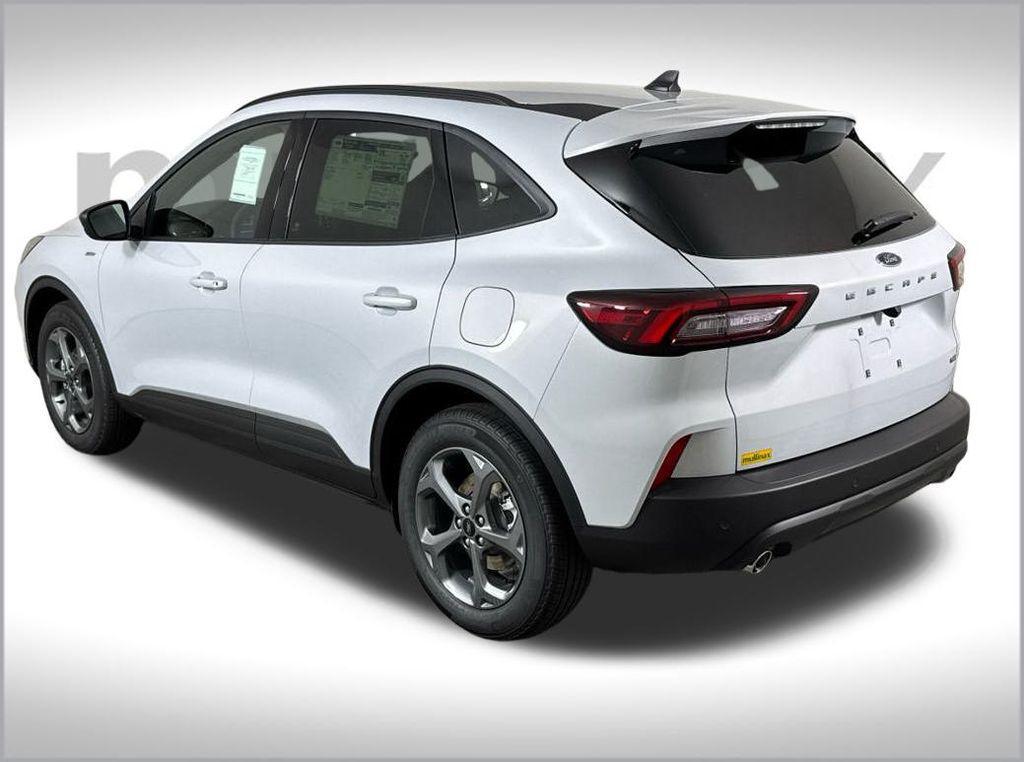 new 2025 Ford Escape car, priced at $30,634