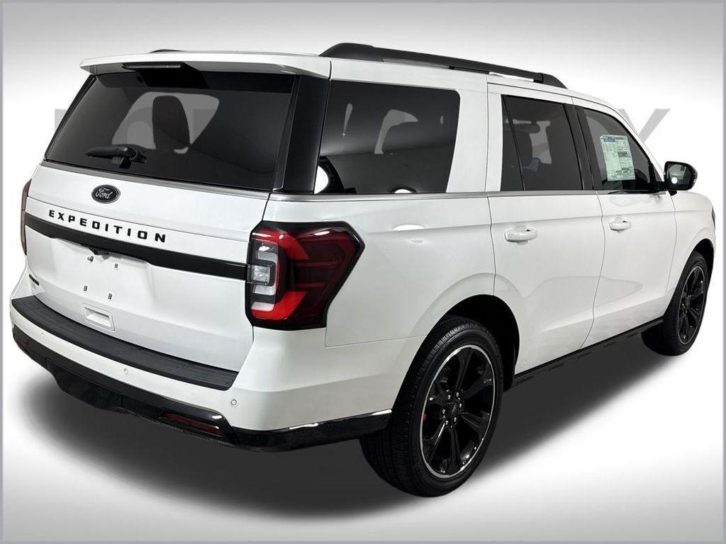 new 2024 Ford Expedition car, priced at $73,215