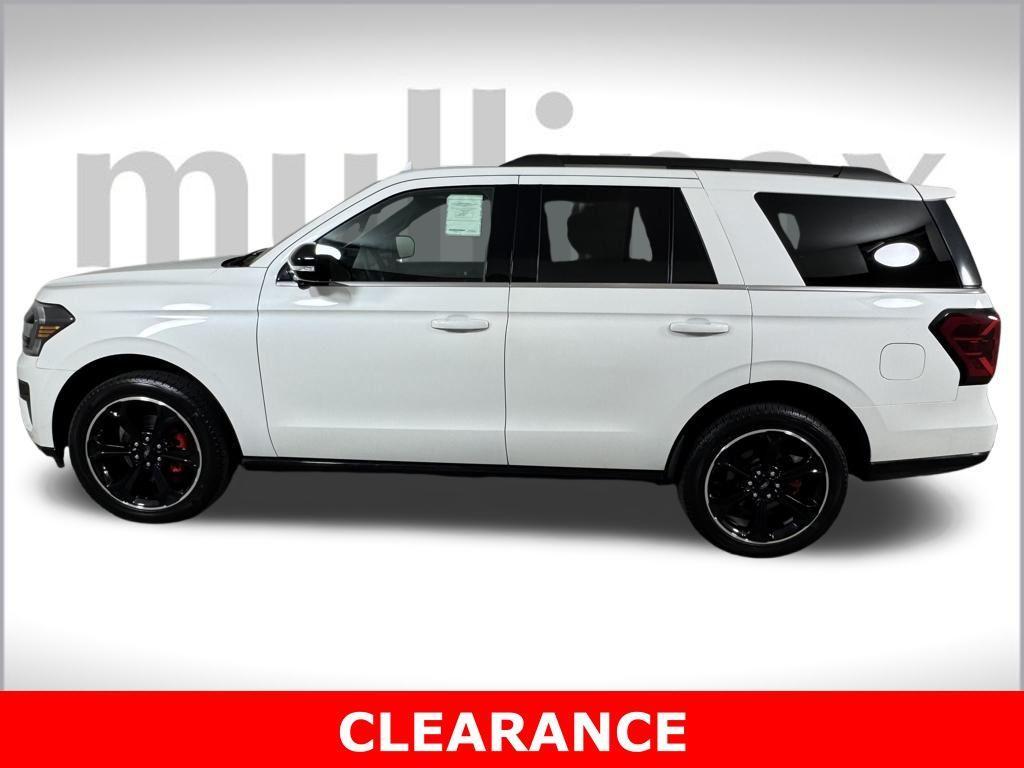 new 2024 Ford Expedition car, priced at $73,215