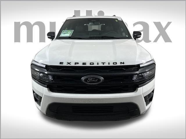 new 2024 Ford Expedition car, priced at $74,305