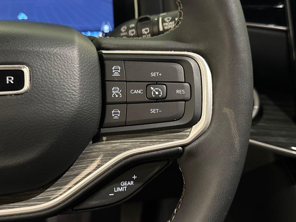 used 2022 Jeep Wagoneer car, priced at $39,900