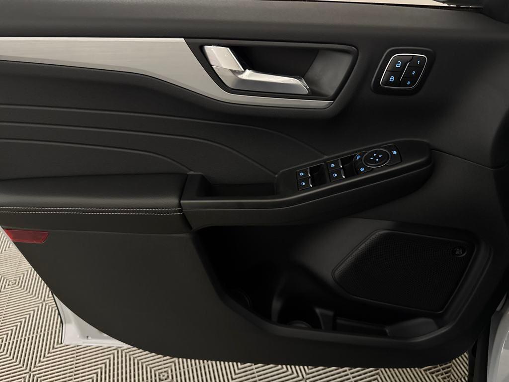 new 2025 Ford Escape car, priced at $35,569