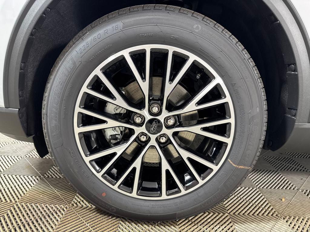 new 2025 Ford Escape car, priced at $35,569