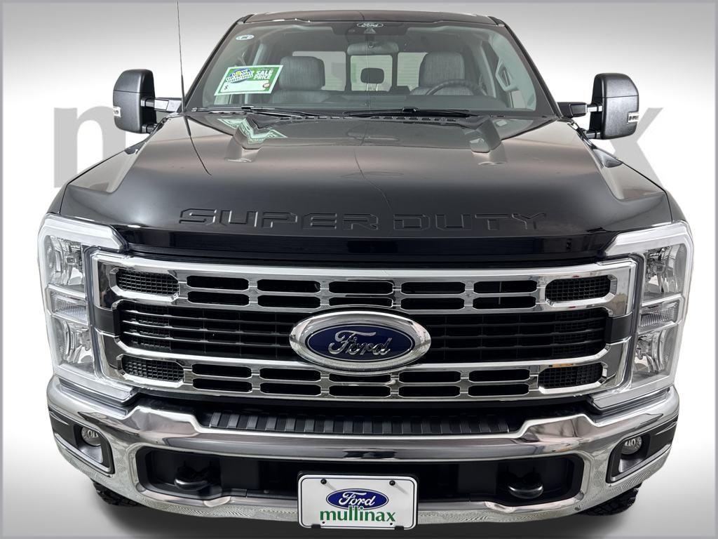 new 2025 Ford F-250 car, priced at $60,900