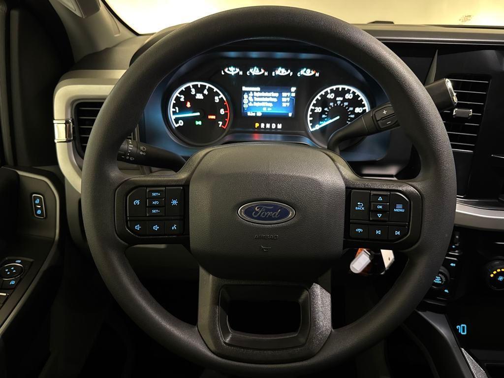 new 2025 Ford F-250 car, priced at $60,900
