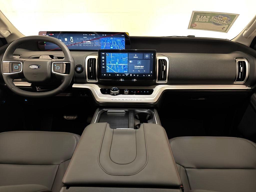 new 2025 Ford Expedition car, priced at $66,653