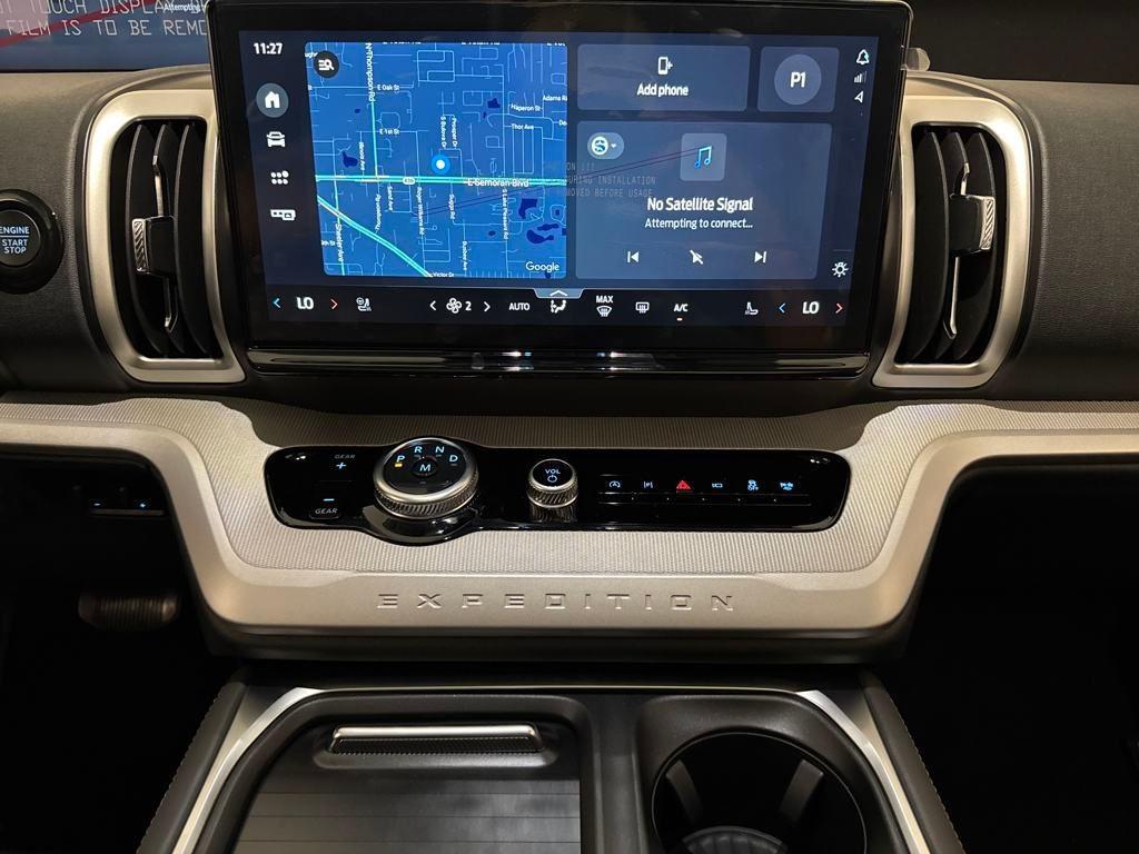 new 2025 Ford Expedition car, priced at $66,653