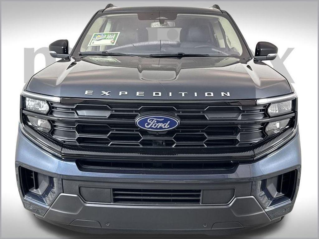 new 2025 Ford Expedition car, priced at $66,653