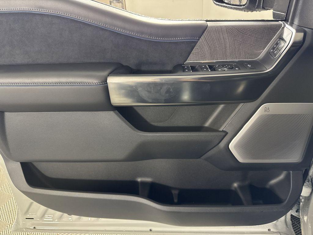 new 2025 Ford F-250 car, priced at $91,534