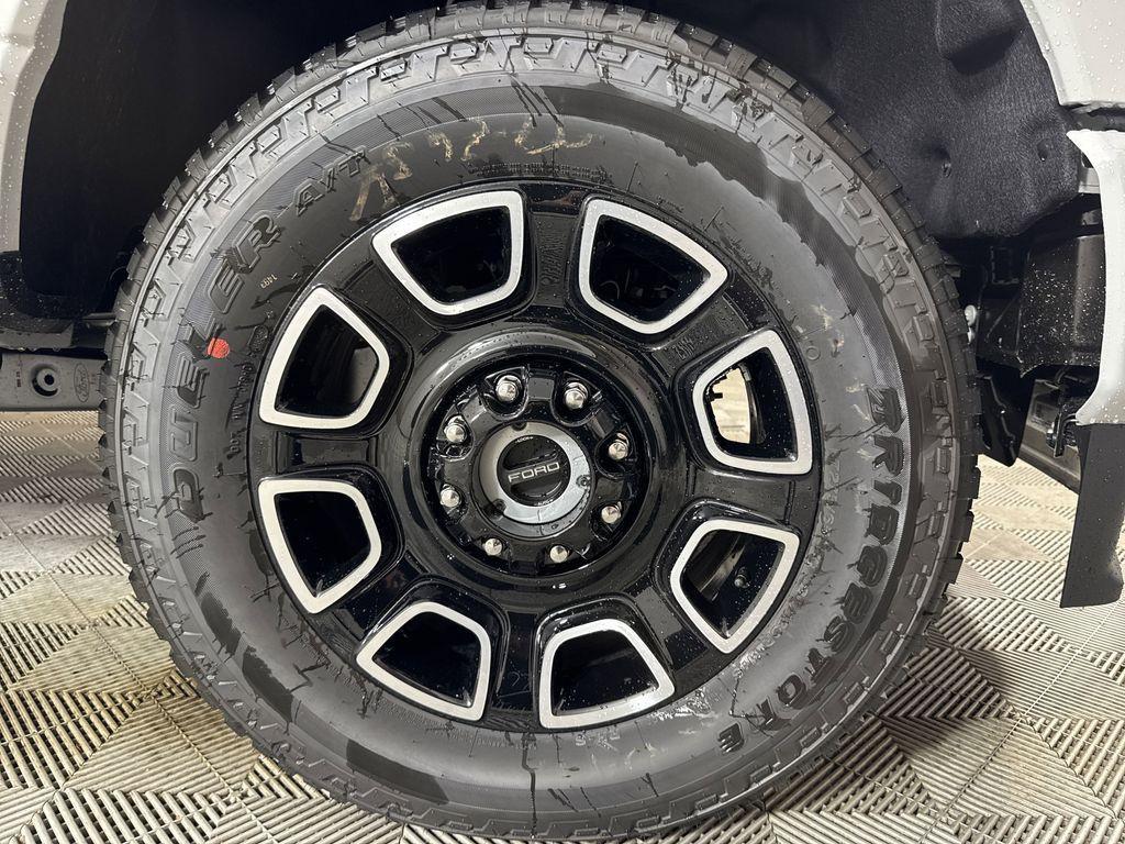 new 2025 Ford F-250 car, priced at $91,534