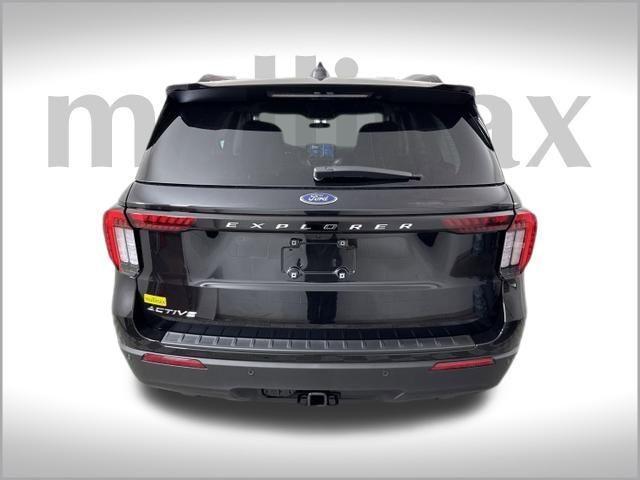 new 2025 Ford Explorer car, priced at $38,537