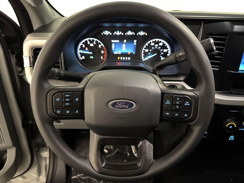 new 2025 Ford F-250 car, priced at $55,314