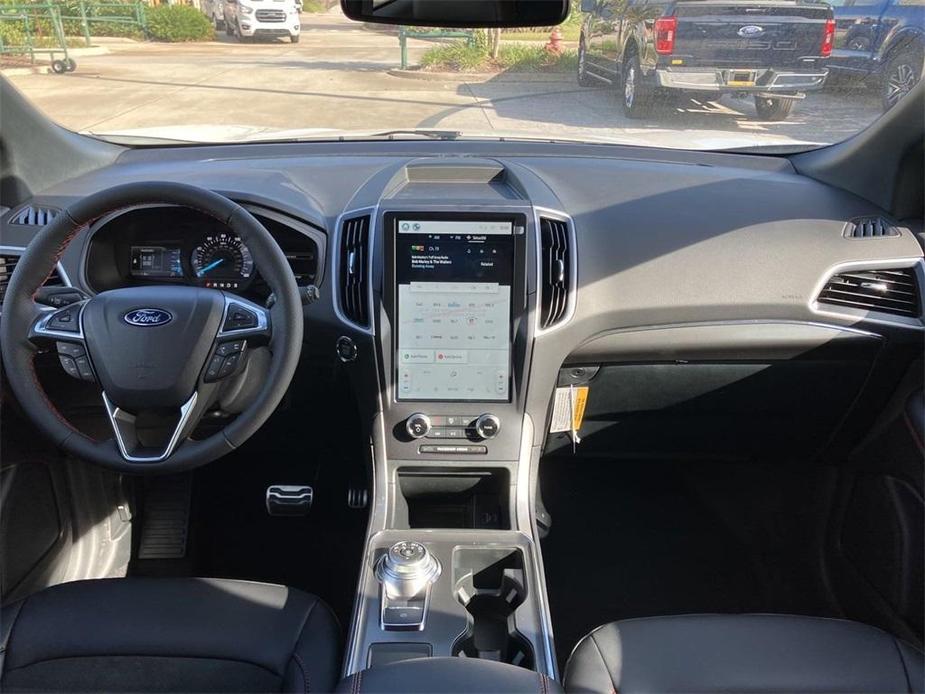 new 2024 Ford Edge car, priced at $41,086