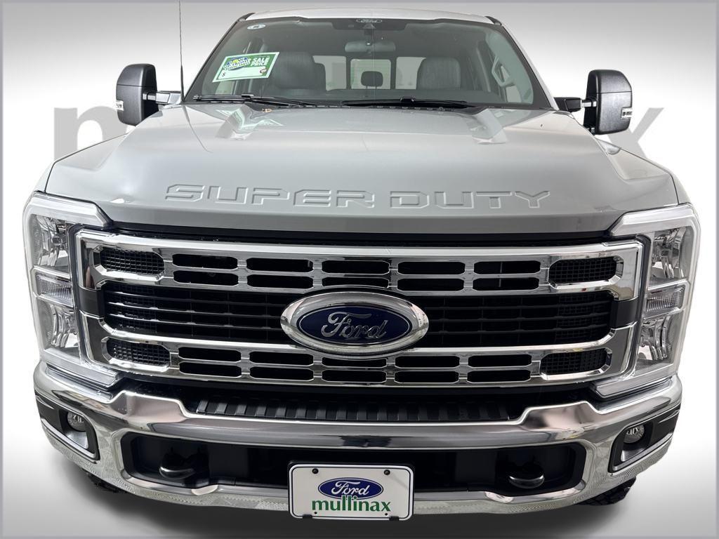 new 2025 Ford F-250 car, priced at $59,900