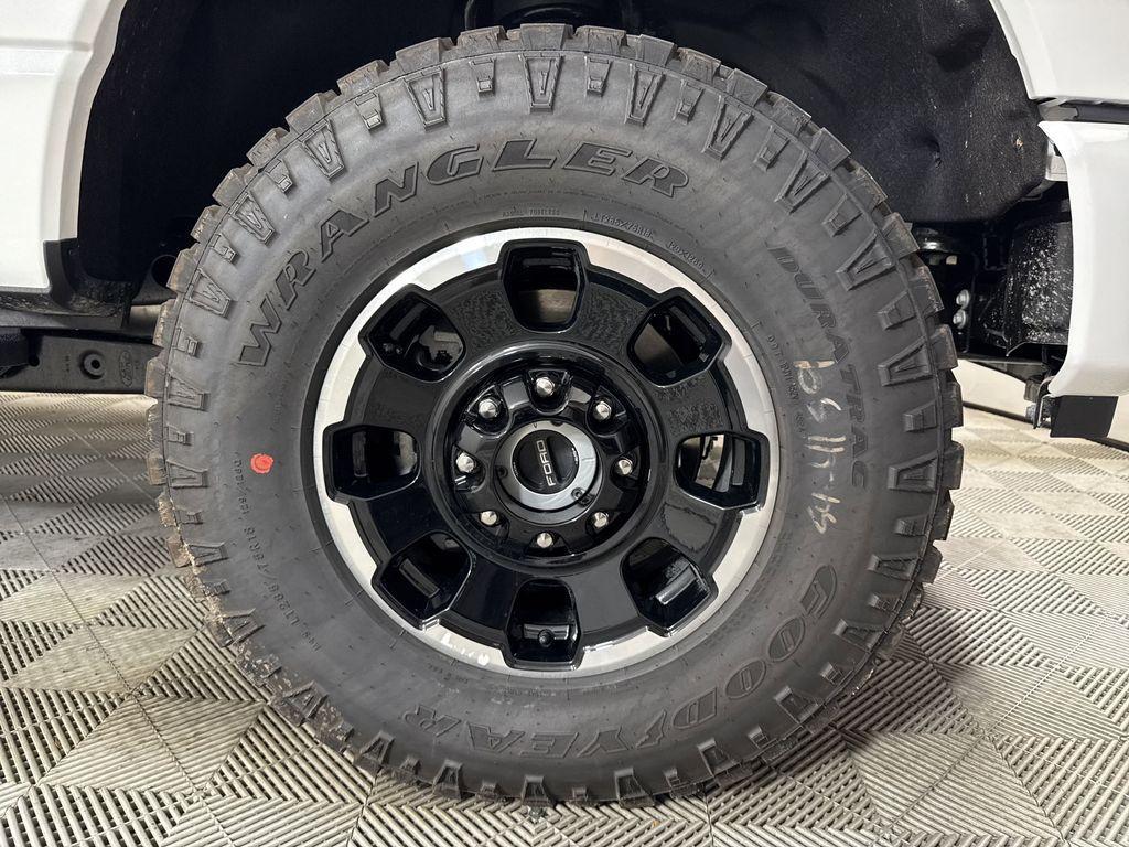 new 2025 Ford F-250 car, priced at $94,808