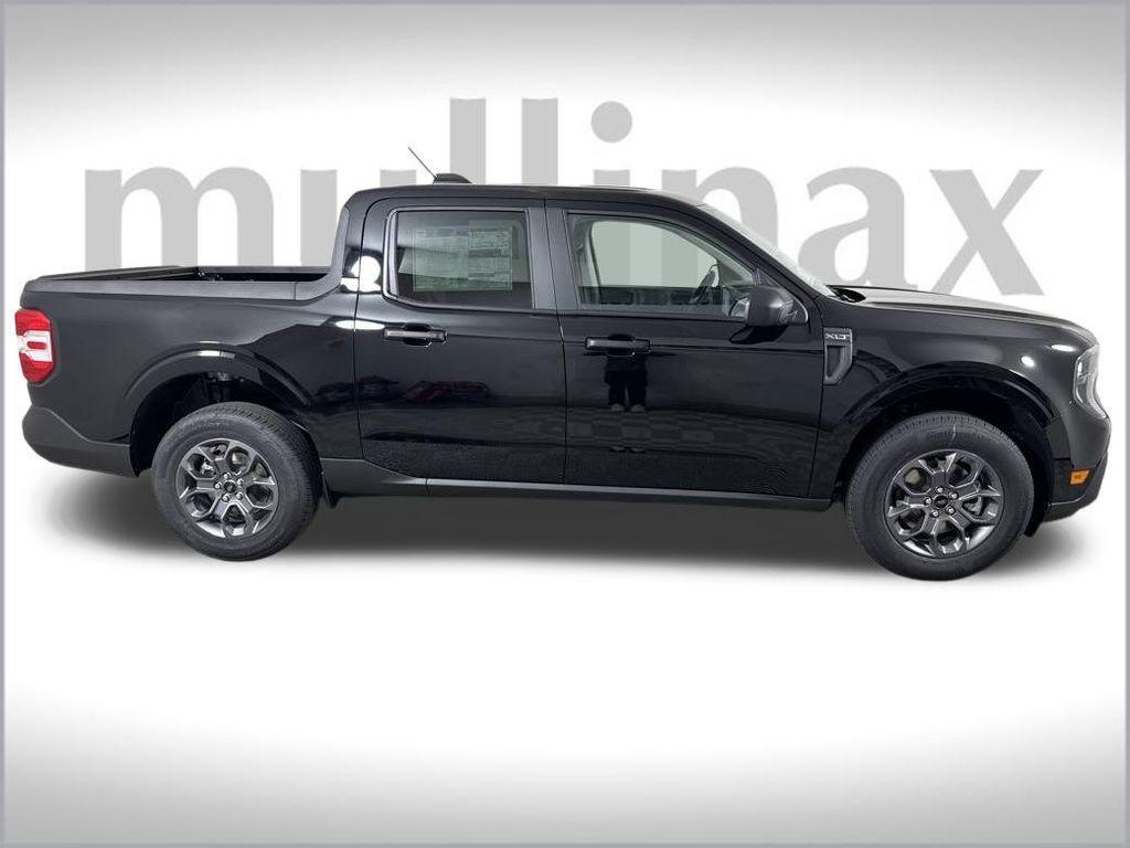 new 2025 Ford Maverick car, priced at $32,979