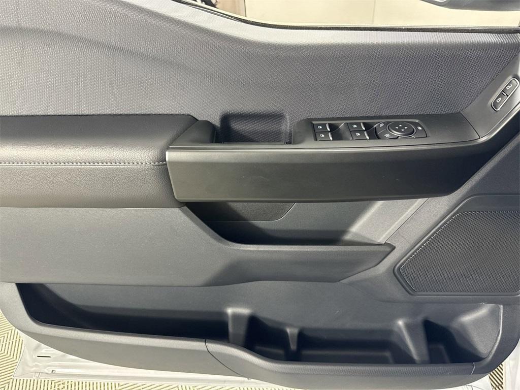 new 2025 Ford F-150 car, priced at $44,512