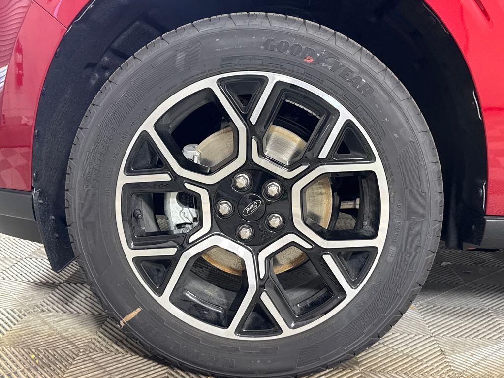 new 2025 Ford Maverick car, priced at $40,525