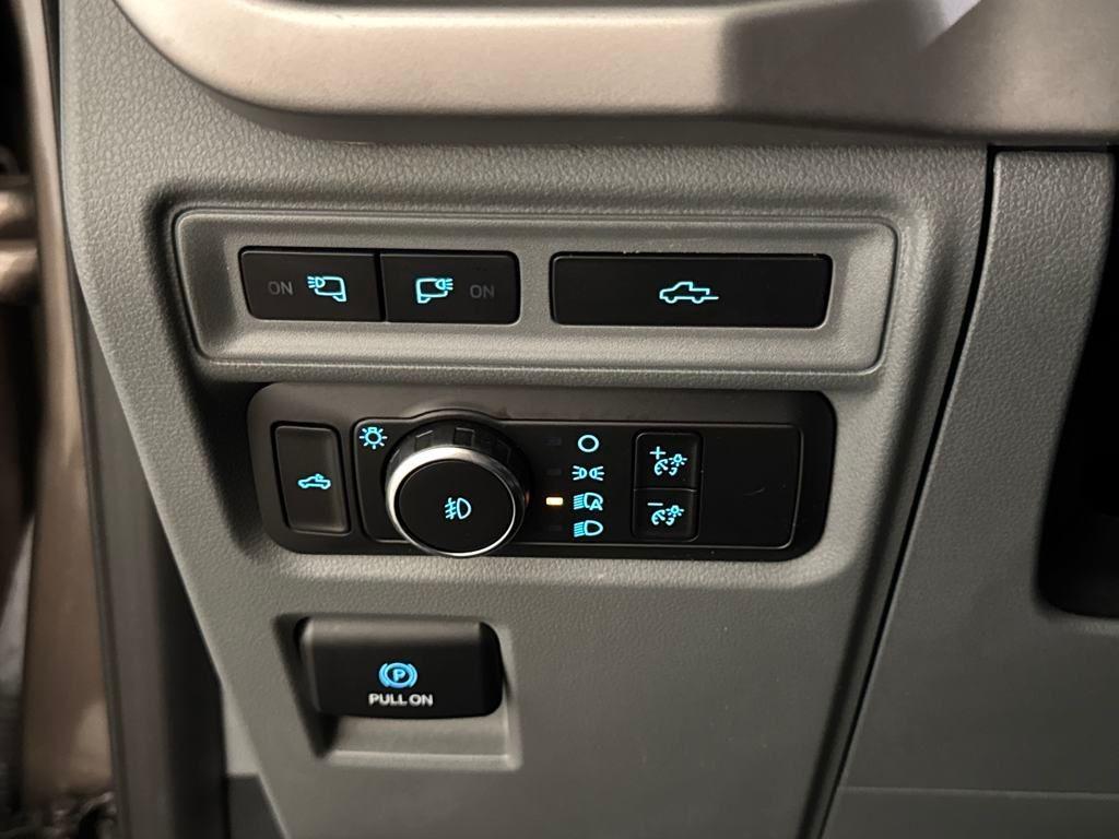 used 2022 Ford F-150 car, priced at $38,900