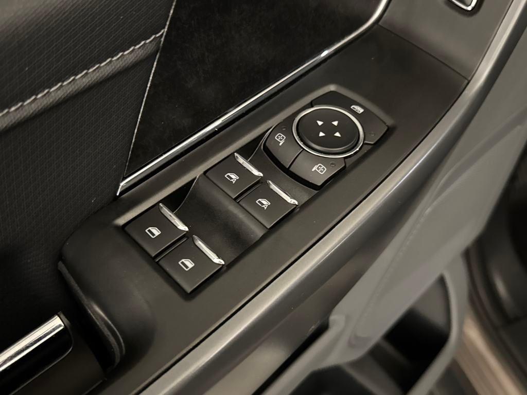 used 2022 Ford F-150 car, priced at $38,900